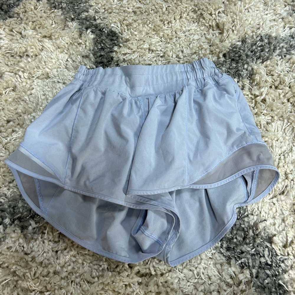 Lululemon Blue linen hotty hot shorts 2.5"